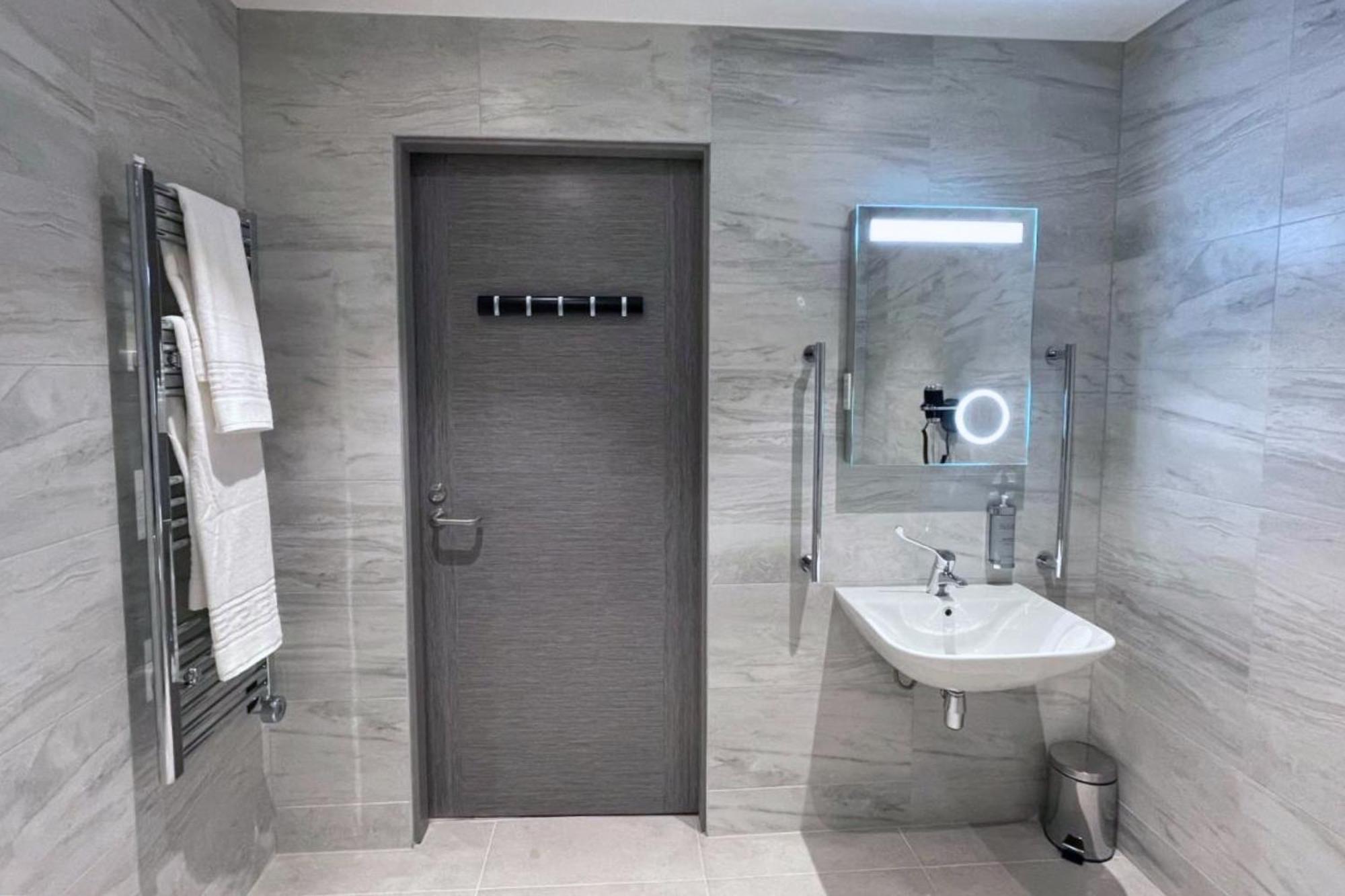 Spark By Hilton Luton Luton  Eksteriør billede